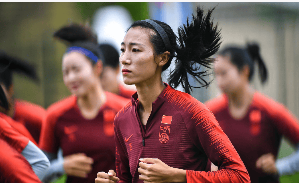 中国女足球员海外踢球热度不断升高 中国女足球员海外踢球热度不断升高